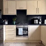 Beautiful Private Room In Levenshulme