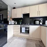 Beautiful Private Room In Levenshulme