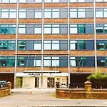 Charming One Bedroom Apartment In Old Trafford