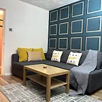 Cozy 1 Bedroom Apartment In The Best Location In Manchester City Centre