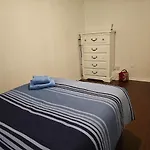 Axel Room 2