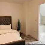 Luxurious New Built Kingsize Bedroom