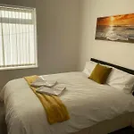 7 Bed - Spacious House - Central Manchester