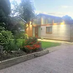 3 Chatsworth Road, Worsley