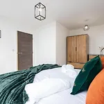 Chic Luxury Apartment Near Old Trafford Stadiums Manchester
