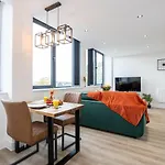 Chic Luxury Apartment Near Old Trafford Stadiums Manchester