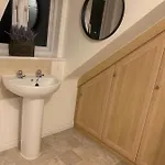 Comfy Double Bedroom In Greater Manchester