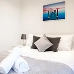 Luxury 2 Bed Apartment
