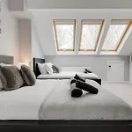 Elegant Home From Home