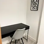 Luxury City Suite Apartment 2 King Size Beds & 2 Bathrooms