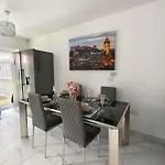 Shared House - 10 Mins From Piccadilly Station/Man Uni/O2 Apollo