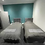 Luxurious En-Suite Room 4