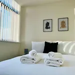 Old Trafford: Self-Serviced One Bedroom Apartment