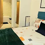 Hotel 2Bed Apartment Salford Mcr