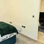Hotel 2Bed Apartment Salford Mcr