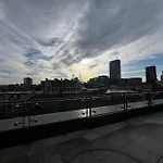 Incredible 2Bedroom Free Parking