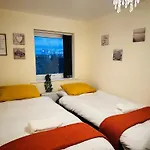 Cozy Stylish House Near Piccadilly Station, Etihad Stadium With Parking, Garden And 900Mb Wifi