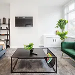 Hassle-Free & Handsome Brand-New 3-Bed Home