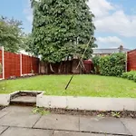 Newly Renovated House Near Trafford Centre