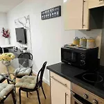 Cosy & Sweet, 1Bd Spacious By Media City