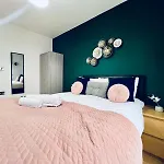 Lovely 3 Dbl Bed