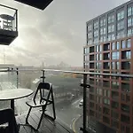 Luxury 2 Bedroom Apartment In Manchester