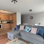Beautiful & Homely 2Bd Flat - Manchester!