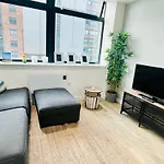 Fully Furnished One Bed Apartment In Old Trafford
