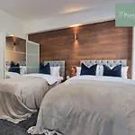 Superb House Manchester Near Etihad With Free Parking Sleeps 8