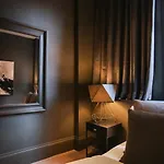 Midnight By The Heim Residences