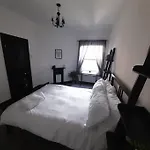Chic 5 Double Bedroom House - 15 Min To Manchester