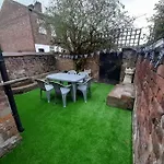 Chic 5 Double Bedroom House - 15 Min To Manchester