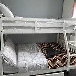 Spacious House In Central Manchester
