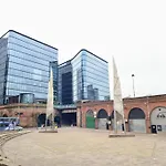 Apartment In Manchester City