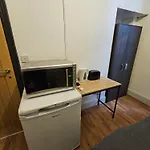 Double En Suit Room In Levenshulme