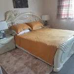 Beautiful 1-Bed House In Manchester