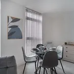 Modern Studio Apartment In Salford Great Views