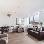 Stay Zeni, Alexandra Rise Manchester Fab 1Br Flat
