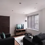 Stay Zeni, Alexandra Rise Manchester Neat 1 Bed