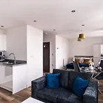 Stay Zeni, Alexandra Rise Manchester Studio Flat