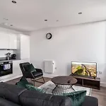 Stayzeni, Alexandra Rise Manchester 1 Bed Flat