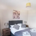 Fantastic 2 Bedroom Apartment Manchester