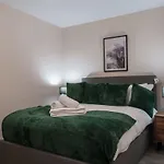 Fantastic 1 Bedroom Manchester Apartment