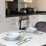 Modern 1 Bedroom Apartment Manchester - Sleeps 2