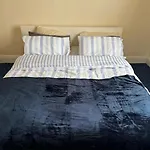 Cozy Rooms In London And Manchester