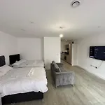 Manchester Old Trafford Studio Apartment