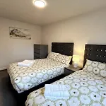 Lovely House Near City Centre
