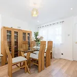 Guestready - A Haven By The River