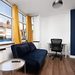 Comfy 3Br Home - Pool Table - Games - Sleeps 8