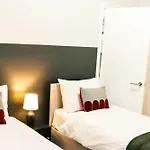 Long Stays, Best Rates, Free Parking, Contractors Haven, Relocators, Work Leisure, Cosy House, Newly Renovated,